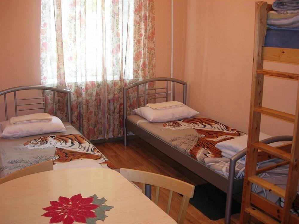 Elizabeth'S Yh Rooms Riga Bagian luar foto