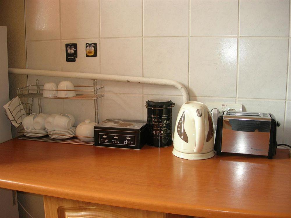 Elizabeth'S Yh Rooms Riga Bagian luar foto