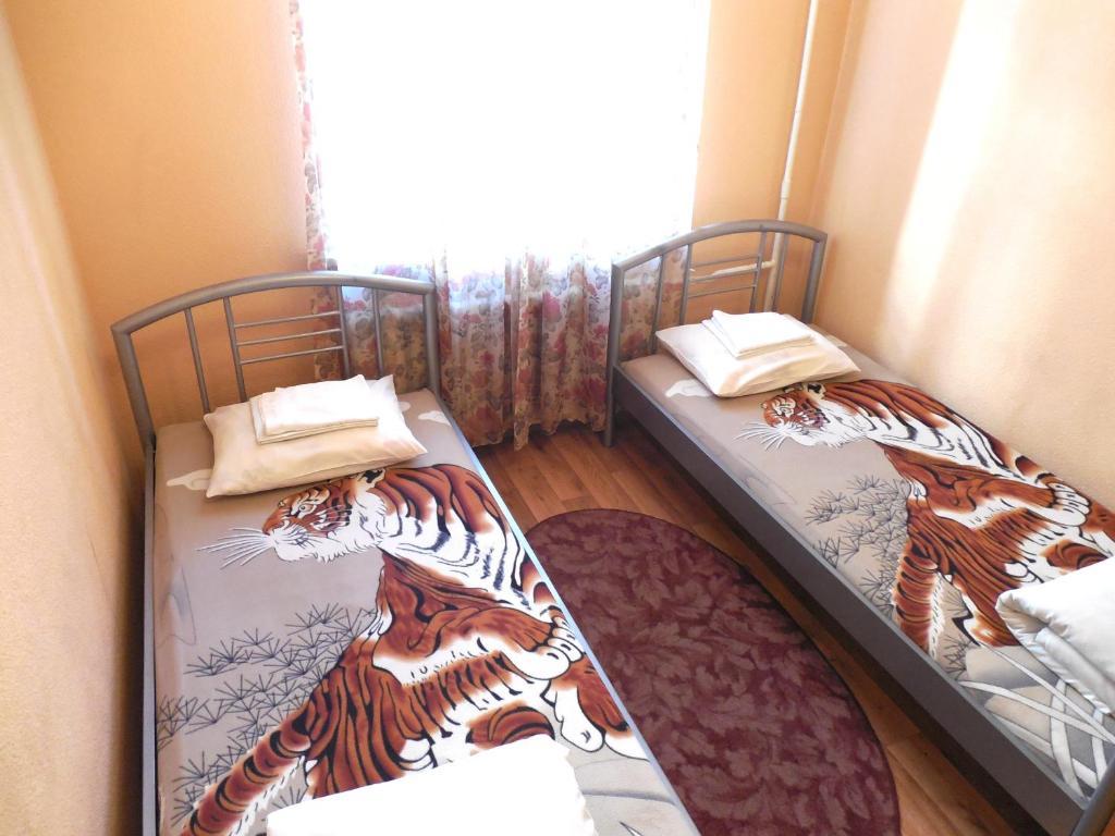Elizabeth'S Yh Rooms Riga Bagian luar foto