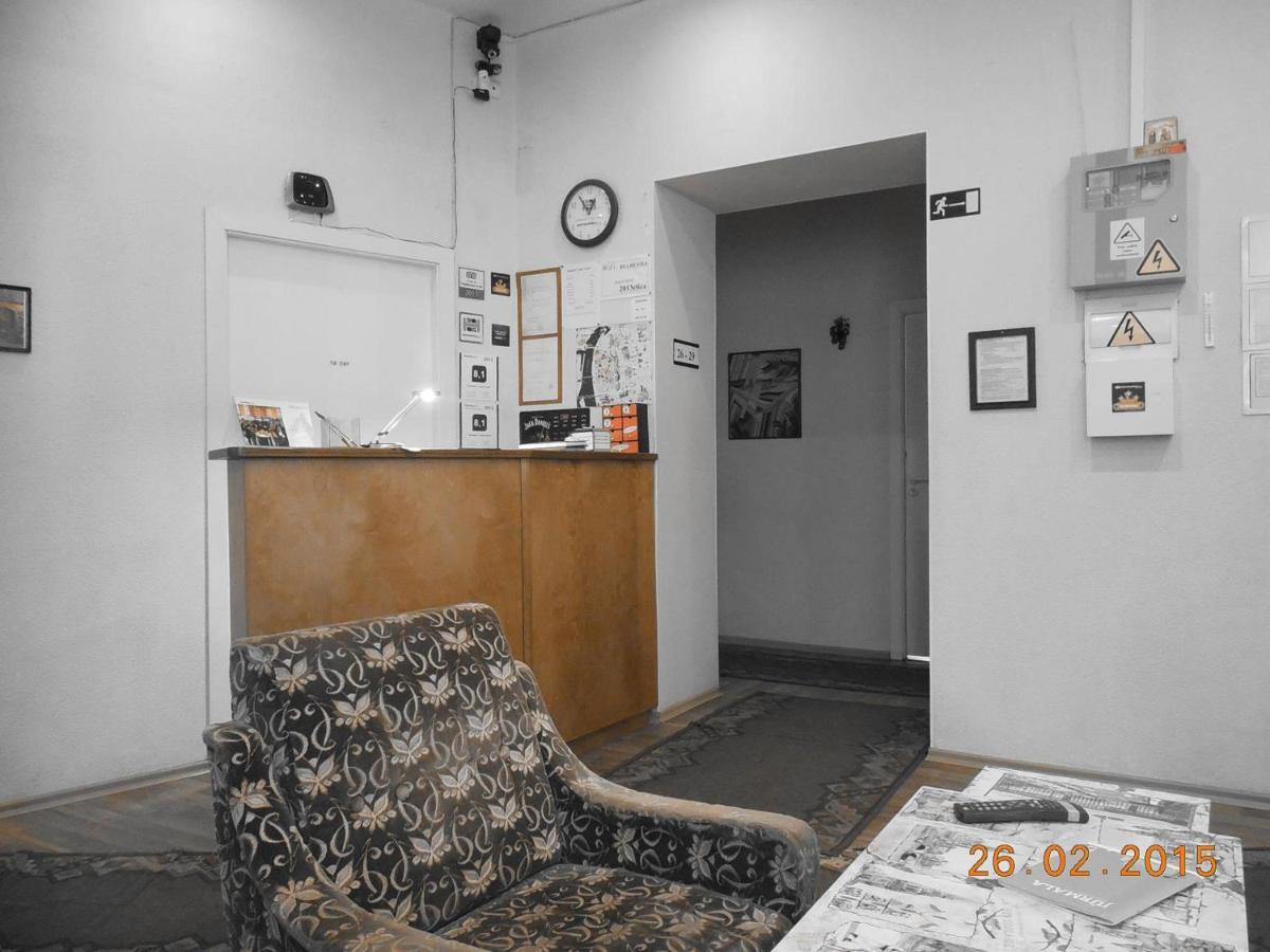 Elizabeth'S Yh Rooms Riga Ruang foto